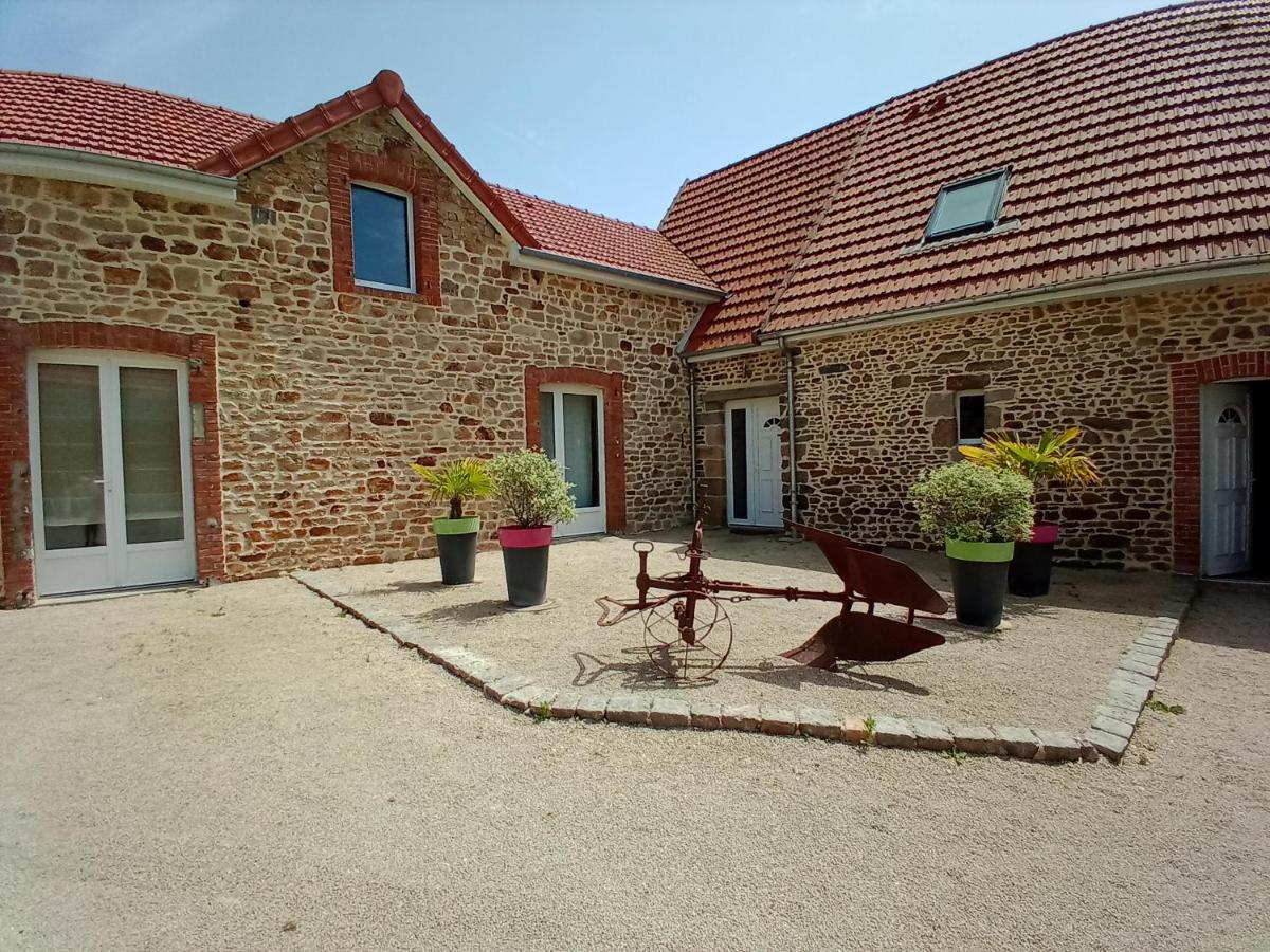 La Ferme d' Emerentine Bacilly Exterior foto